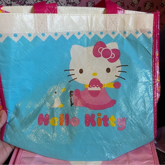 Hello Kitty Bundle - Picture 6 of 11